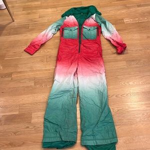 Gorgeous ski- outfit, one piece, new condition.
